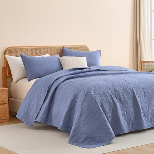 Yogeneg Blush Grey KingCal King Quilt Set with Pillow Shams