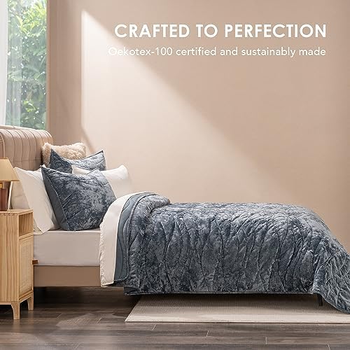 EVERGRACE Velvet Queen Quilt Set Stormy Blue