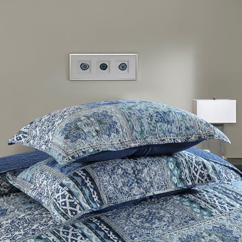 Etwel Queen Quilt Bedding Set with Pillow Shams