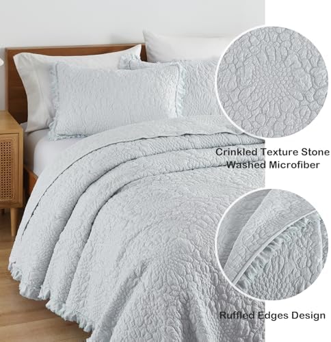 Light Blue Ruffled Quilt Queen Size Set