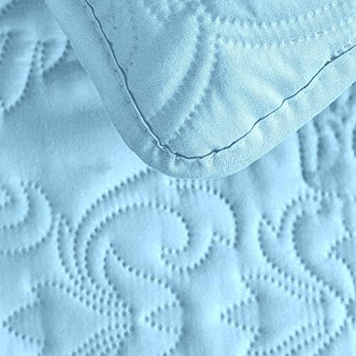 Sophia and William 3 Piece Quilt Set Queen Full Light Blue