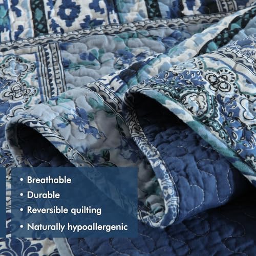 Etwel Queen Quilt Bedding Set with Pillow Shams