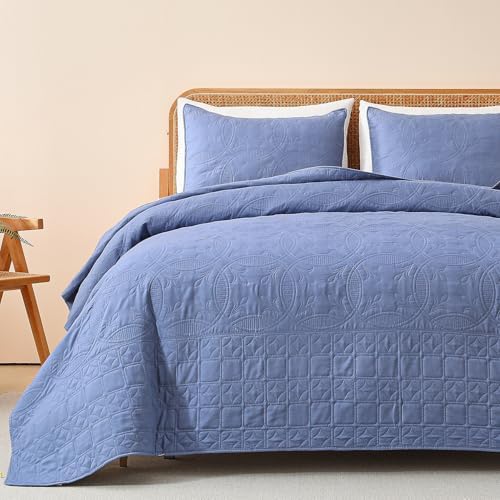 Yogeneg Blush Grey KingCal King Quilt Set with Pillow Shams