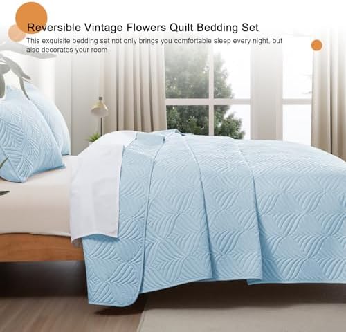 Whale Flotilla Light Blue XL Twin Quilt Set