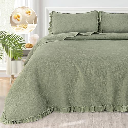 Uspring Green Ruffled Floral Quilt Set King Size 3 Piece