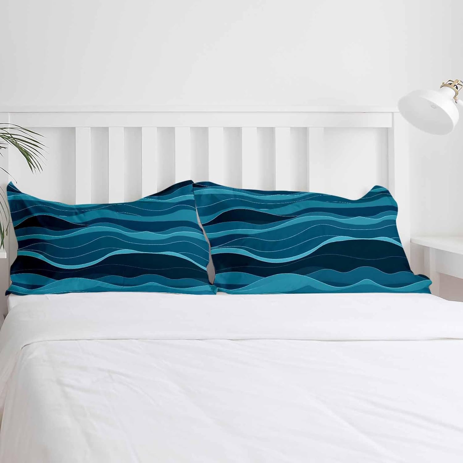 3 Piece Duvet Cover Set with Zipper Closure and Pillowcases