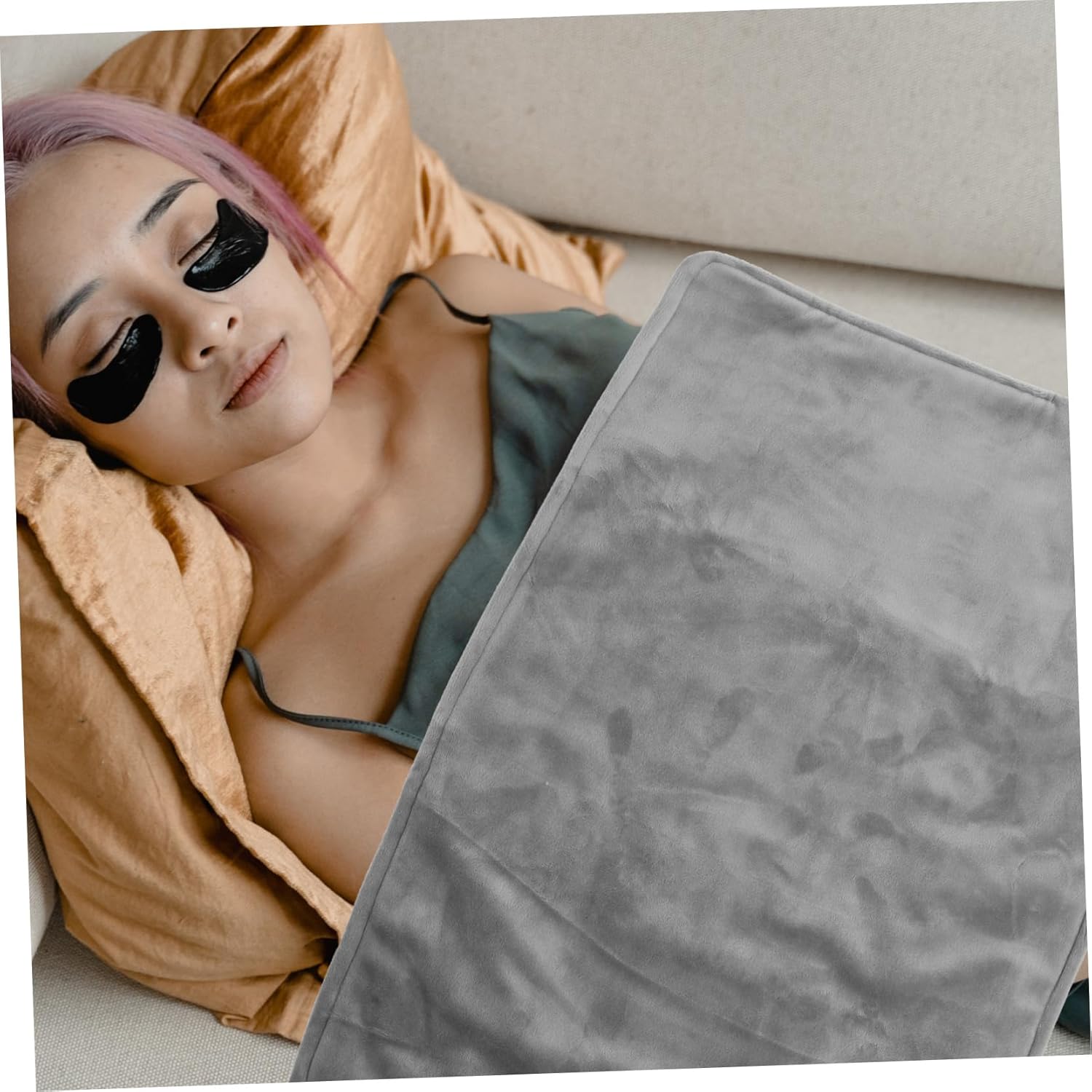 Yardwe Graphene Heated Blanket with Temperature Control for Home Camping and Travel