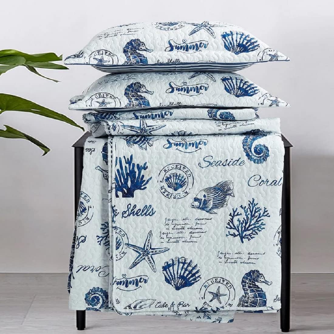 Royal Tradition Seaside Sea Shells Reversible Quilt Set