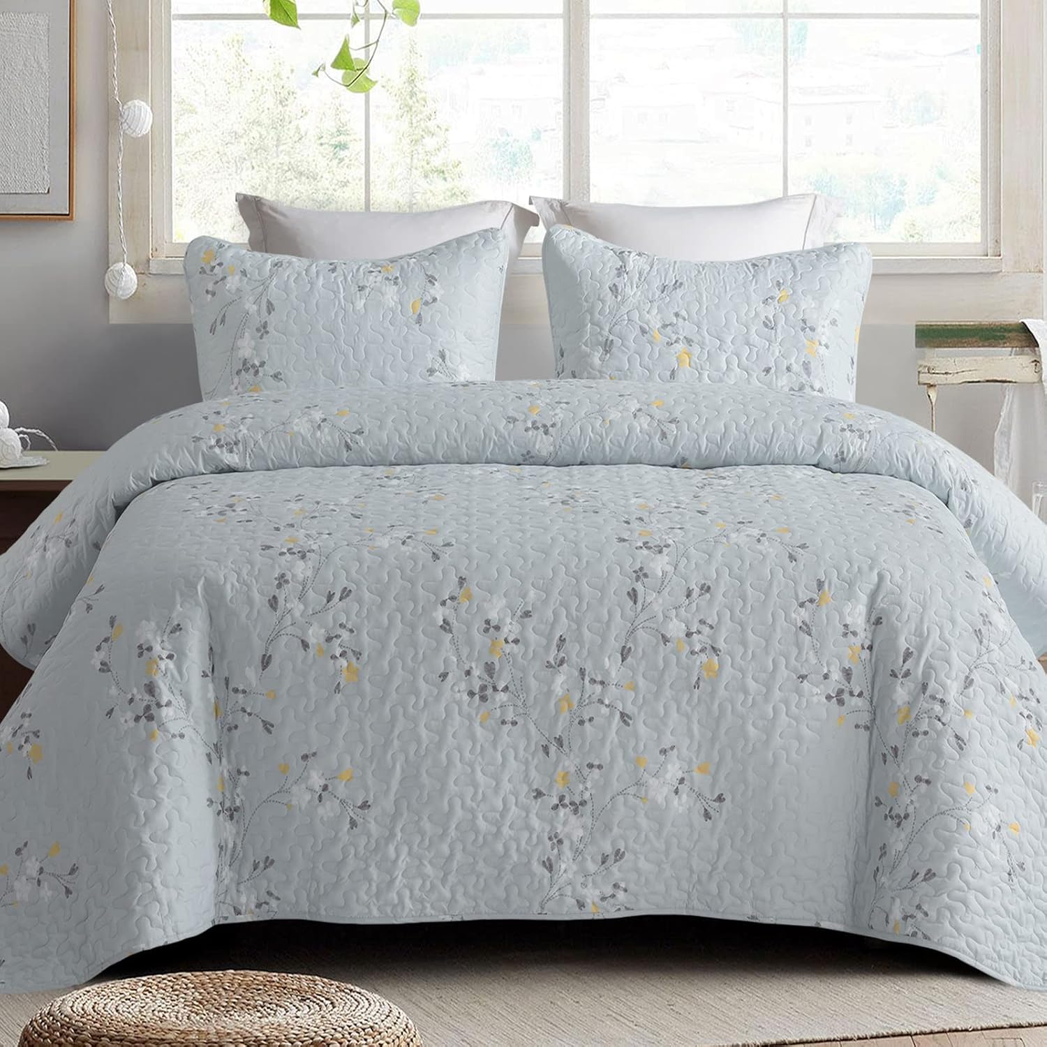 Exclusivo Mezcla Reversible Boho Quilt Set Queen Size