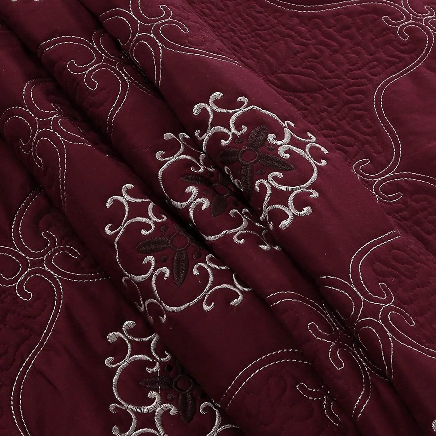 MarCielo 3-Piece Embroidery Quilt Set - Burgundy California King