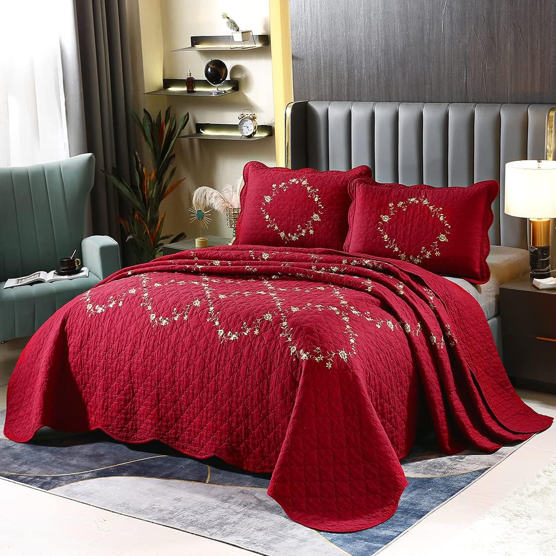 Vctops 3-Piece Christmas Red Floral Bedspread Set