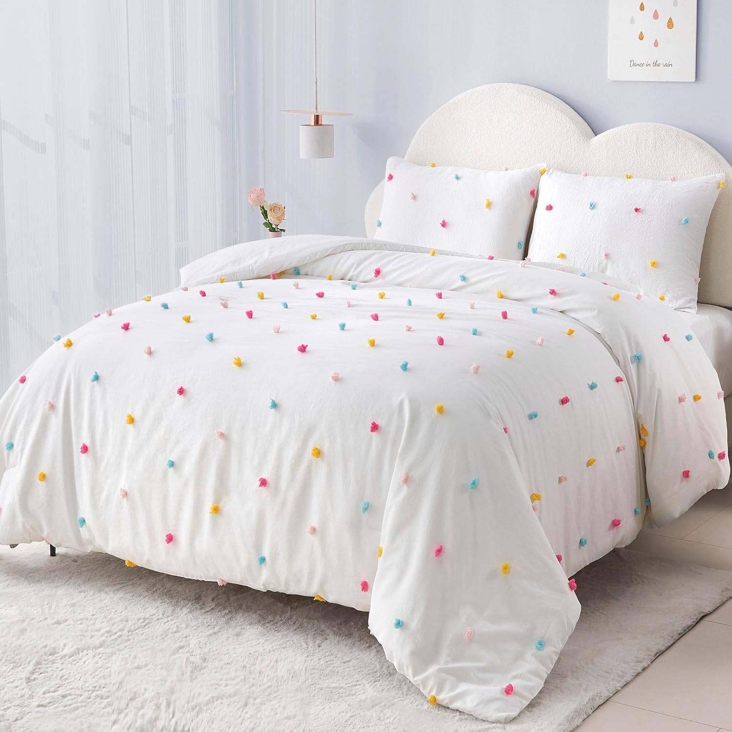 VIVILINEN Kids Comforter Set with Pom Pom Design