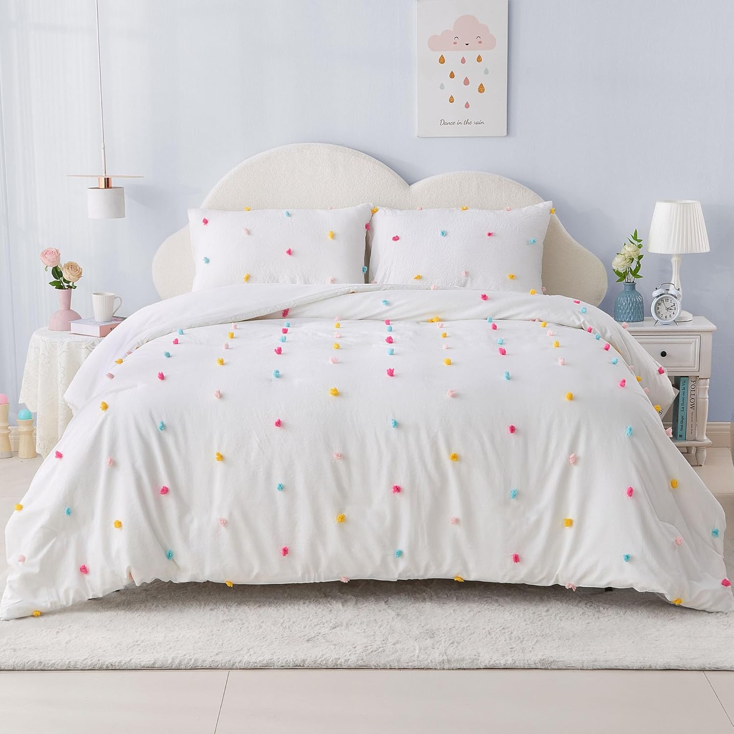 VIVILINEN Kids Comforter Set with Pom Pom Design