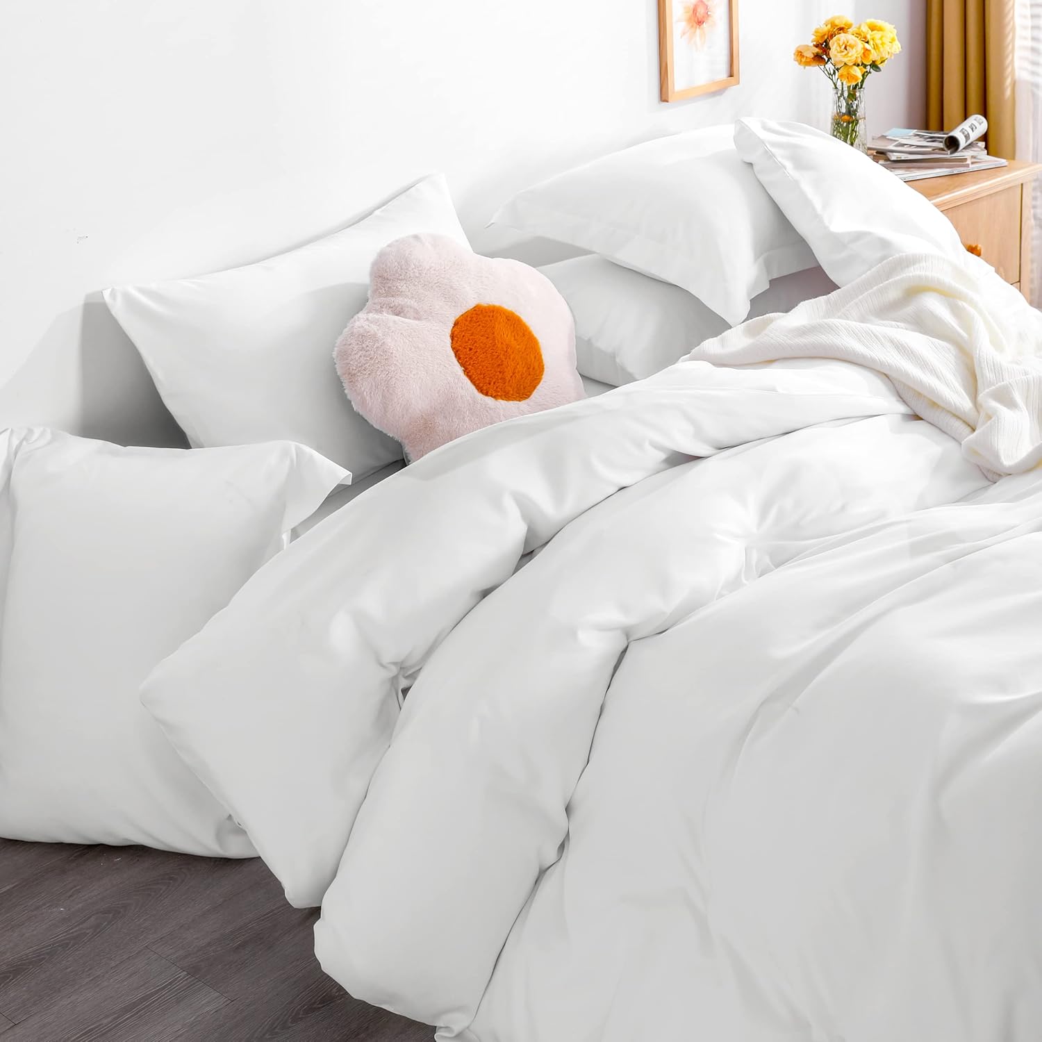 NTBAY Twin Duvet Cover Set with Zipper Closure White