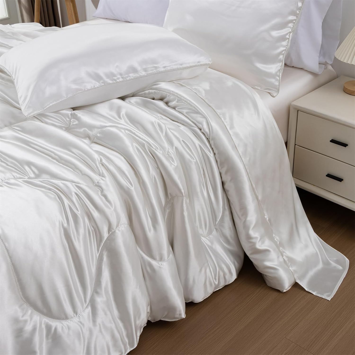 A Nice Night Satin Microfiber Comforter Set Queen Size