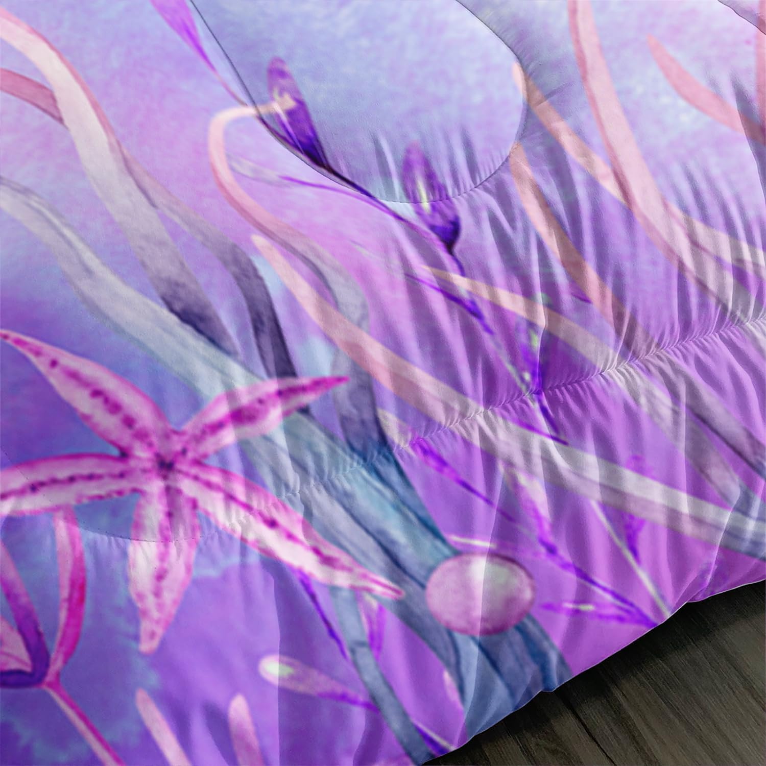 Kids Comforter Set with Turtle Print and Purple Design