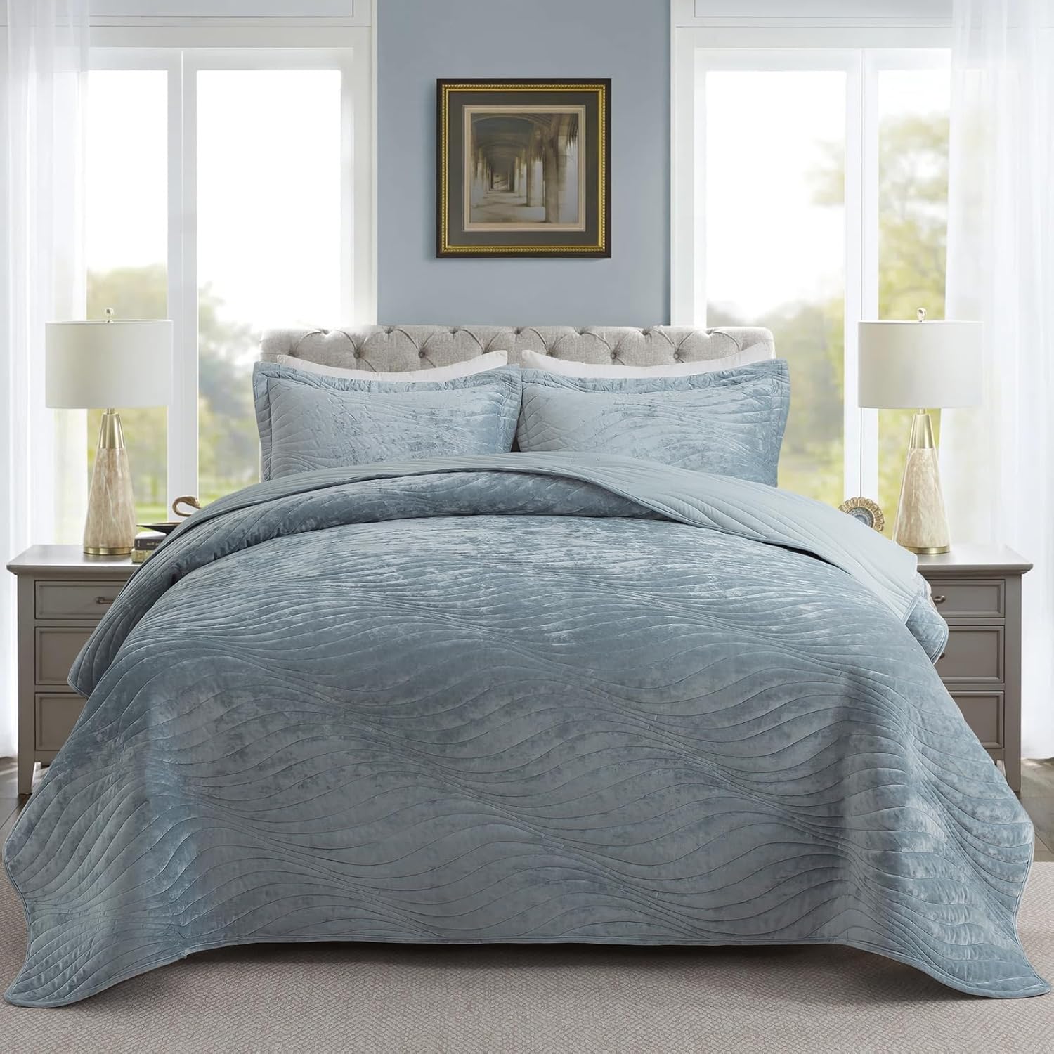 Travan Luxury Velvet Quilt Set Queen Size