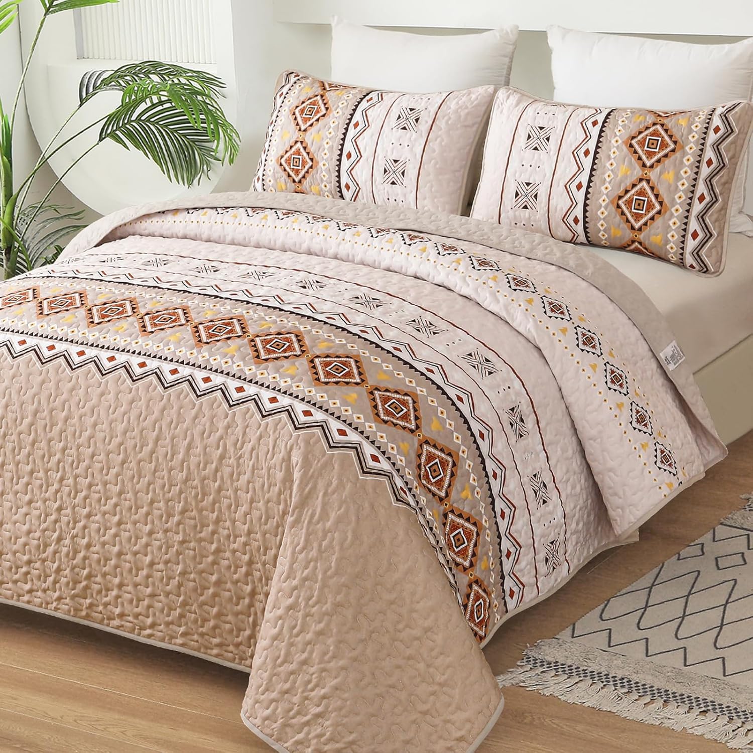 WONGS BEDDING Boho Beige Quilt Set Queen Size