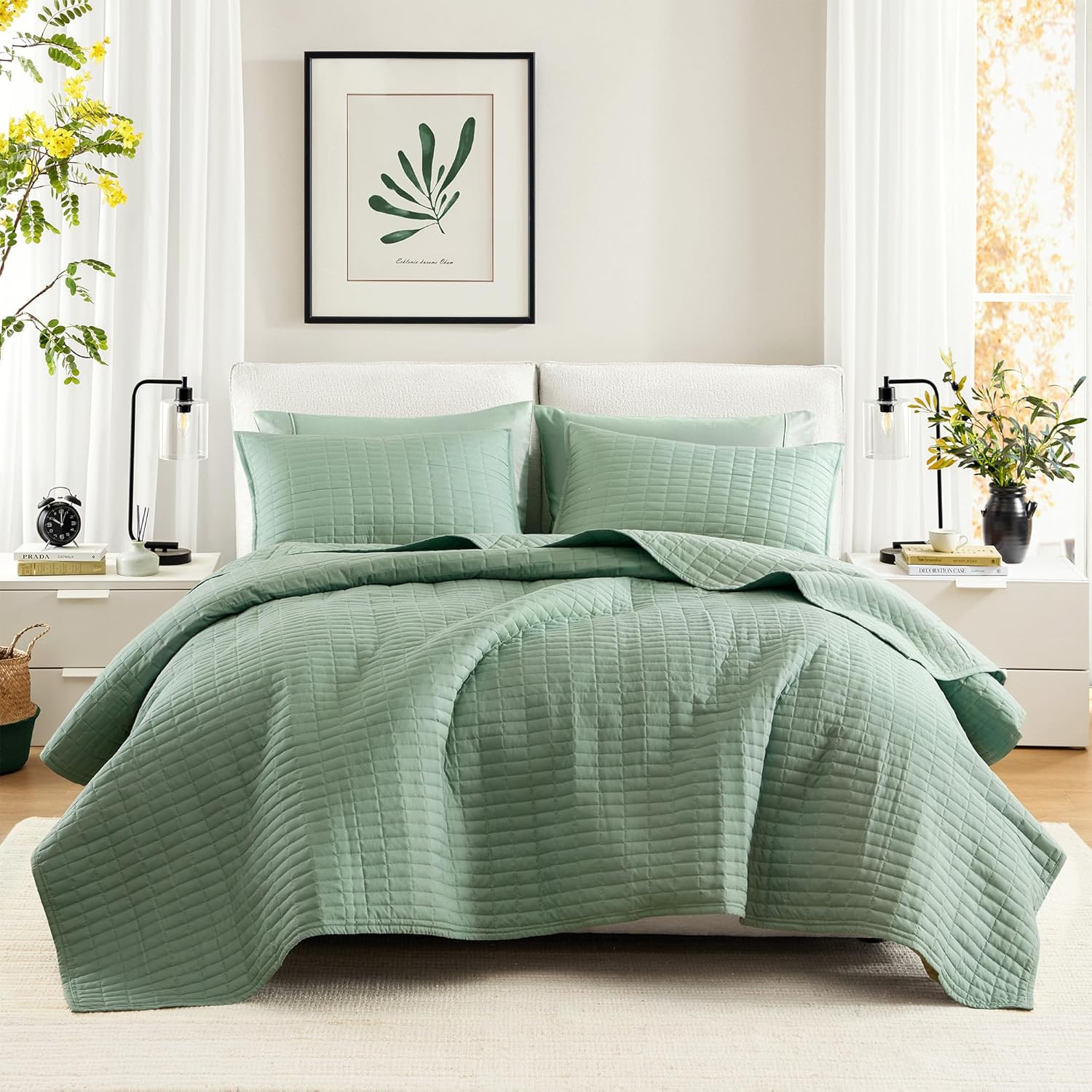 ComfortSpaces Kienna Quilt Set - Lightweight Soft Double Sided 3 Piece