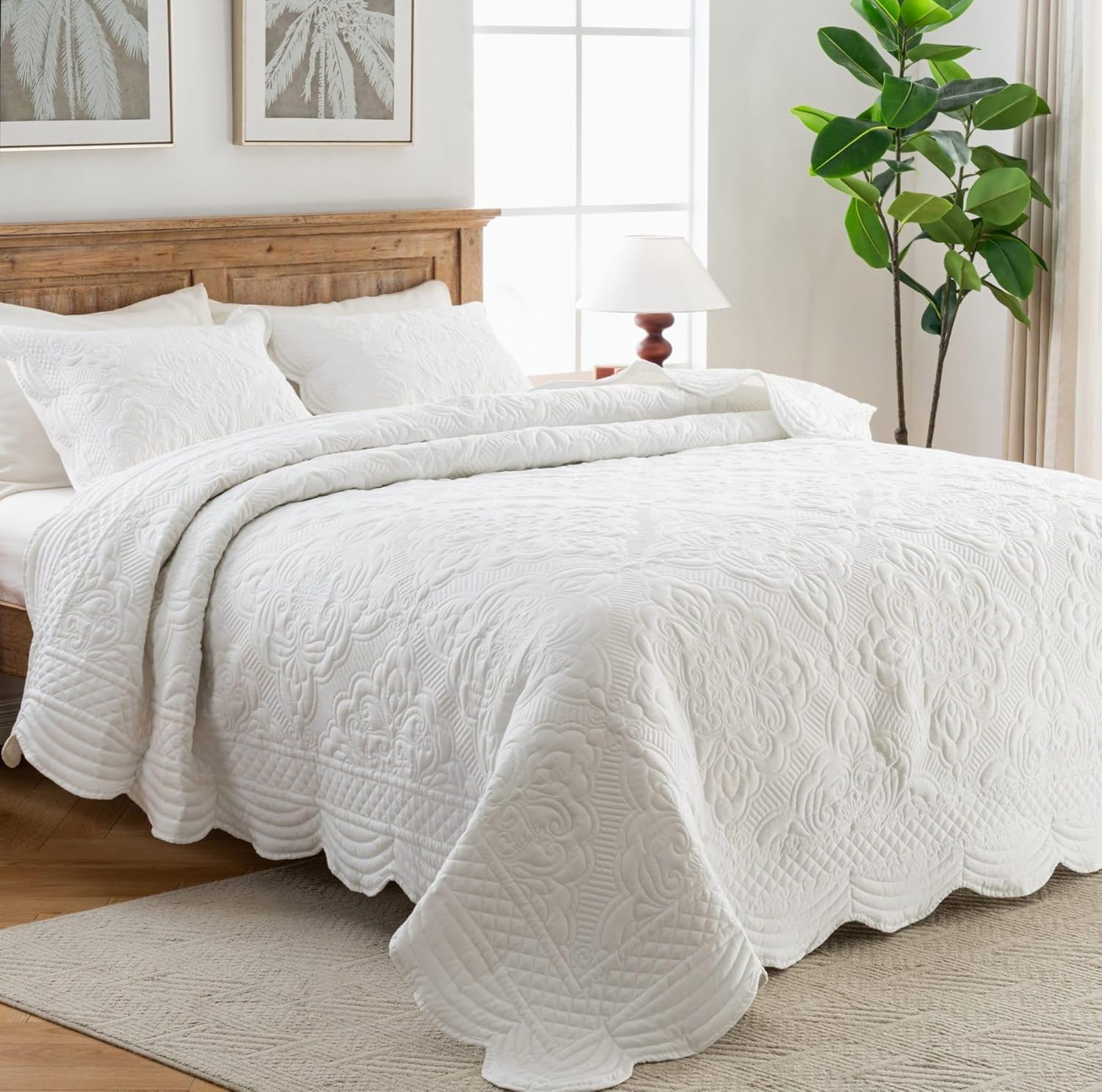 Meadow Park Ivory Embroidered Quilt Set King Size - 3 Pieces