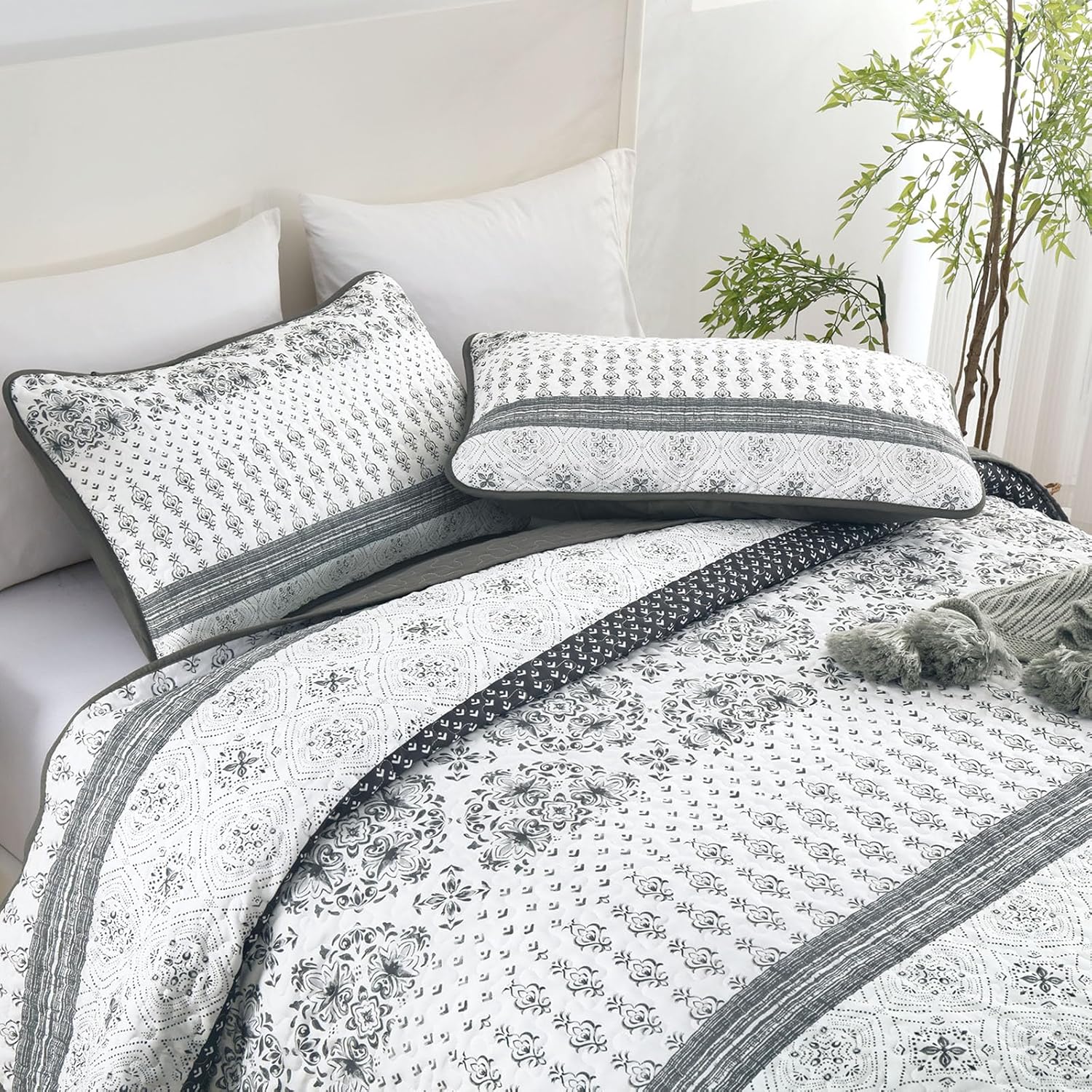 Dintszyayue Boho Quilt Set Queen Size Grey Striped