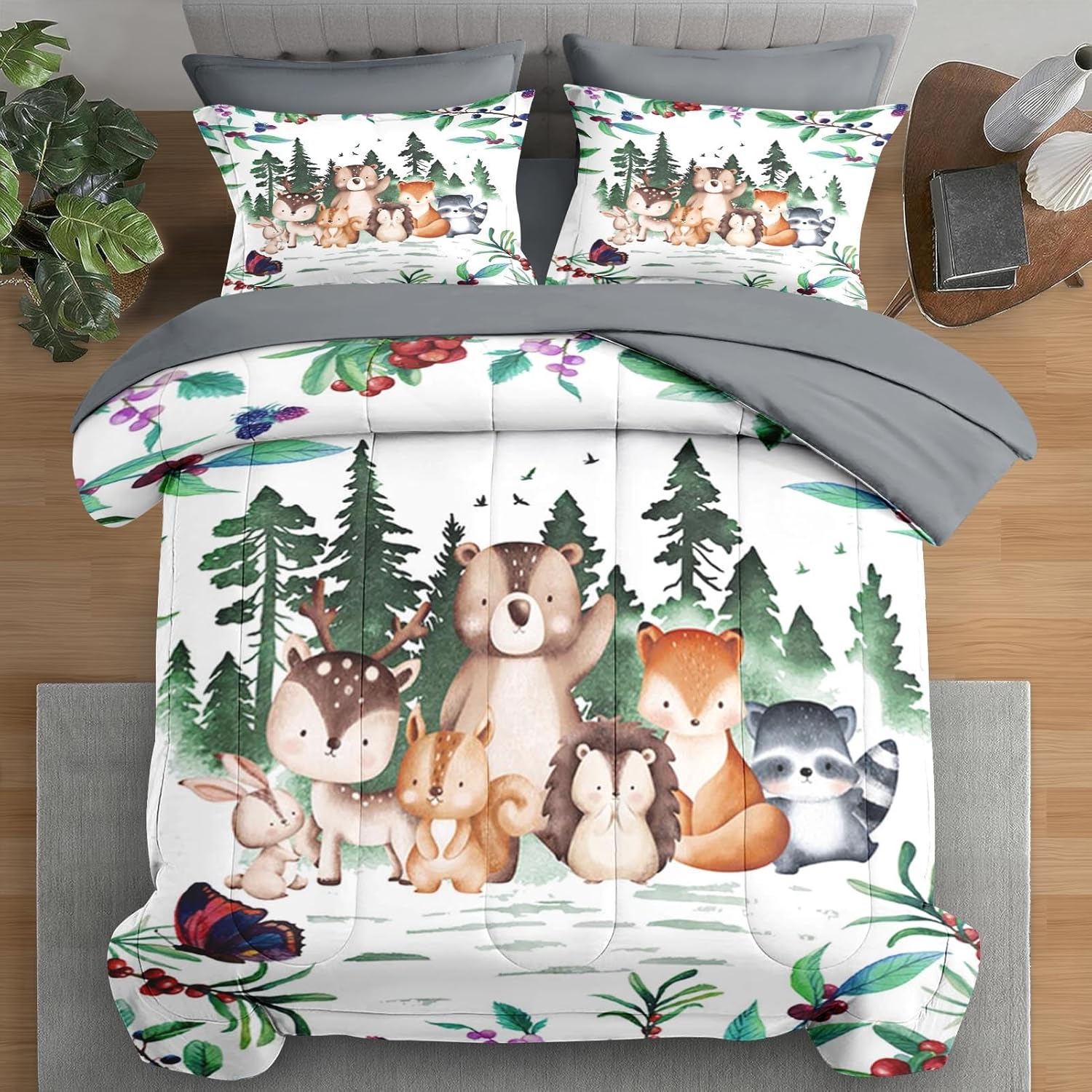 Pamnest Queen Comforter Set with 7 Pcs Woodland Animal Design