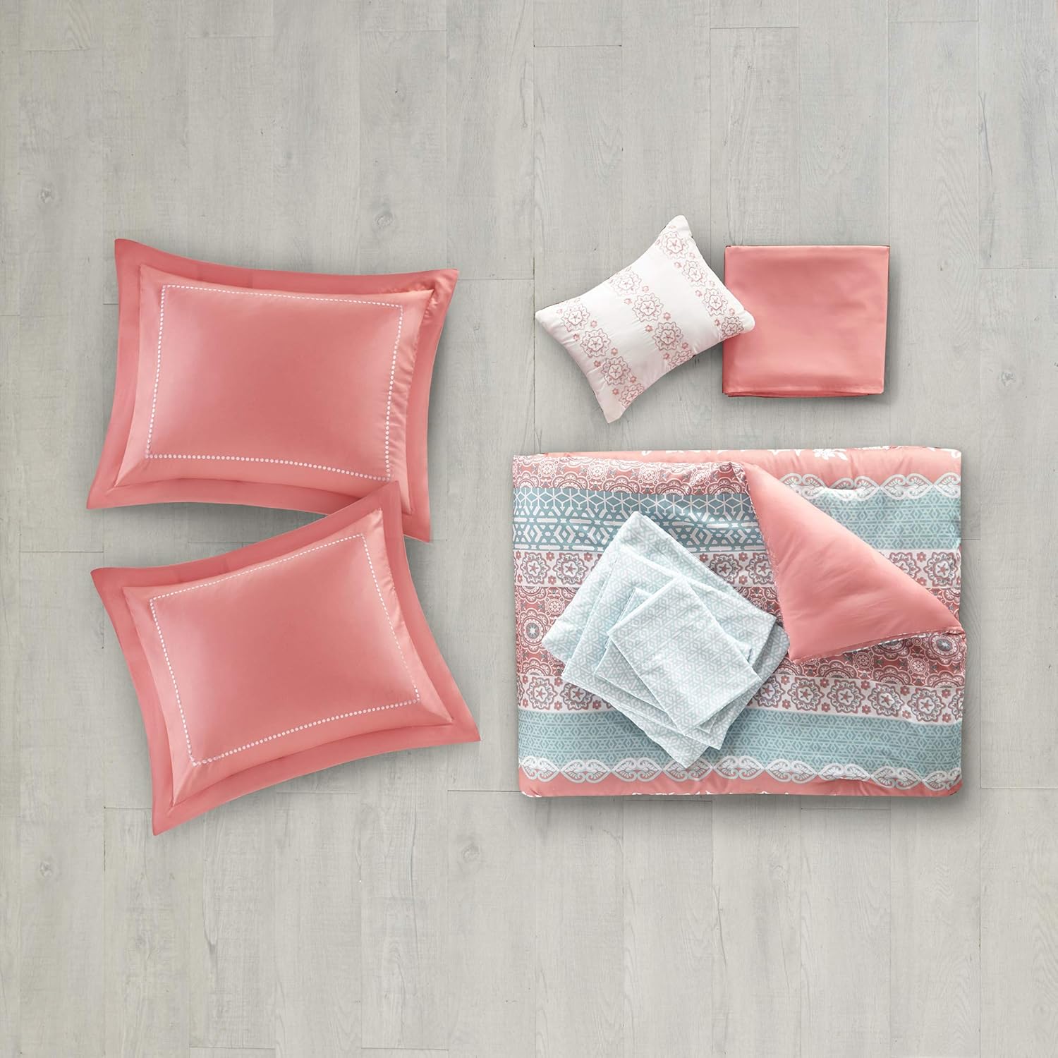 Intelligent Design Coral Comforter Set 7 Piece