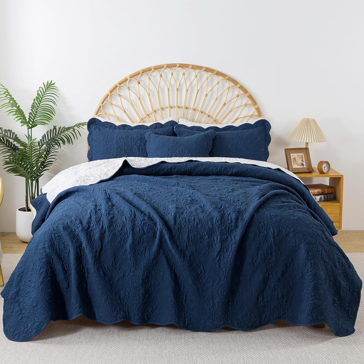 HoneiLife King Quilt Set - Navy Microfiber Bedding 3-Piece