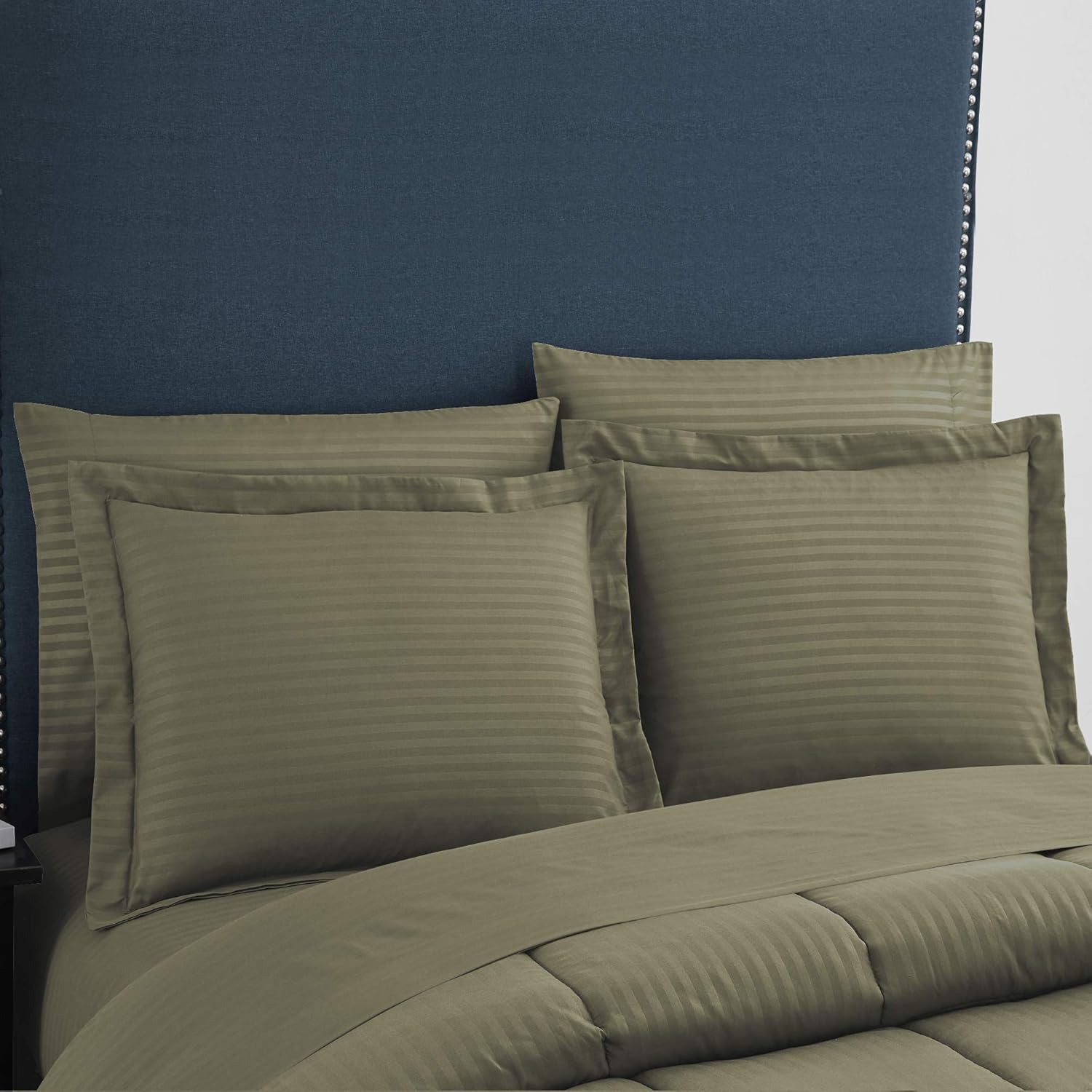Sweet Home Collection 8-Piece Bed in a Bag - King Sage
