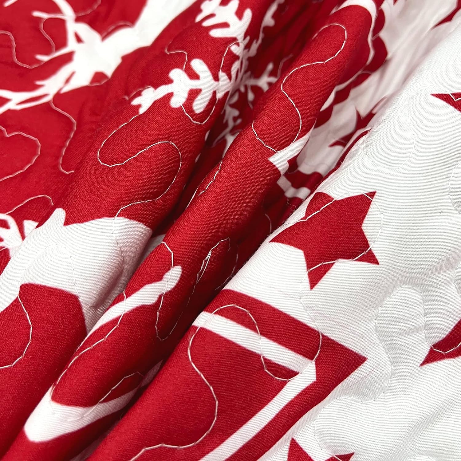 Mocaletto Red Quilt Set King Size with Pillow Shams
