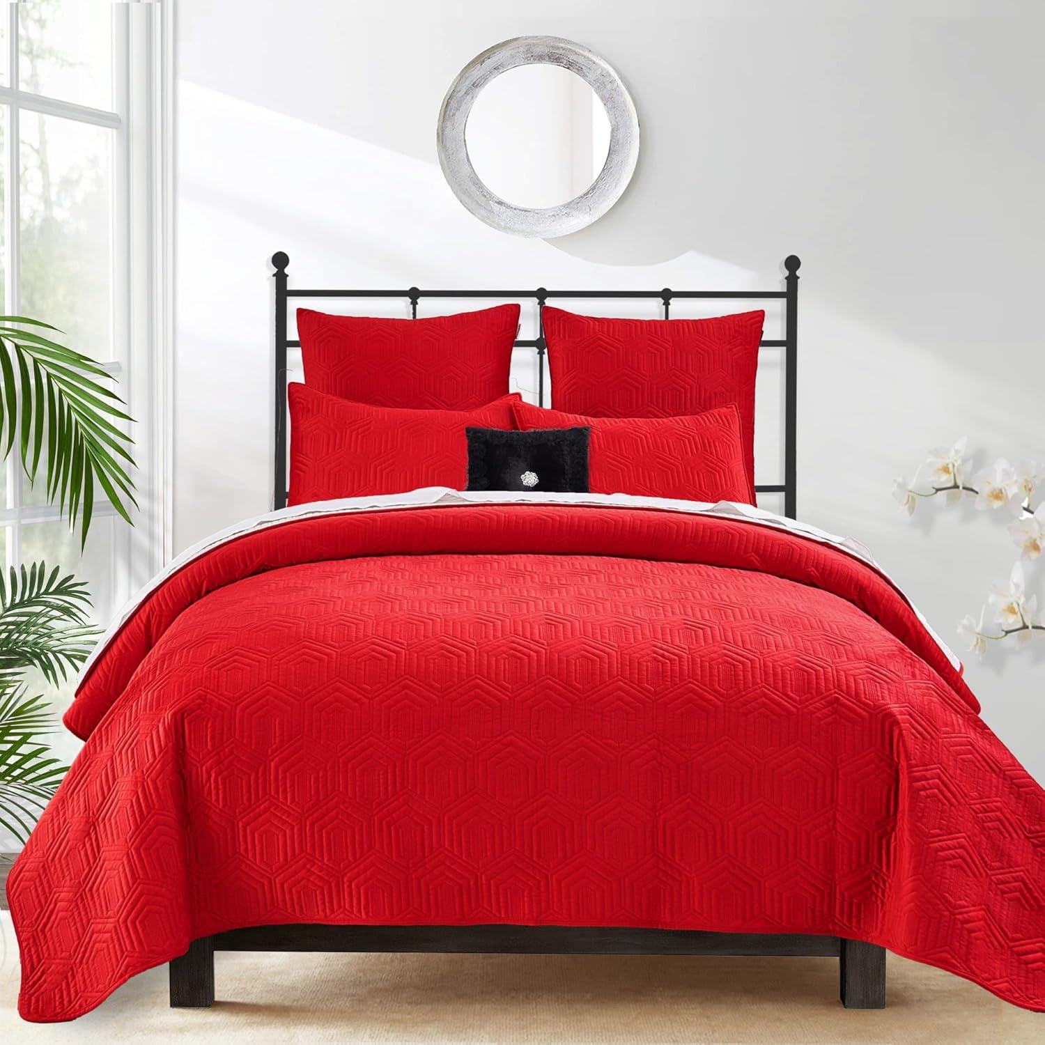 Querencia Velvet Quilt Set Queen - Red Ivory Geometric Comforter