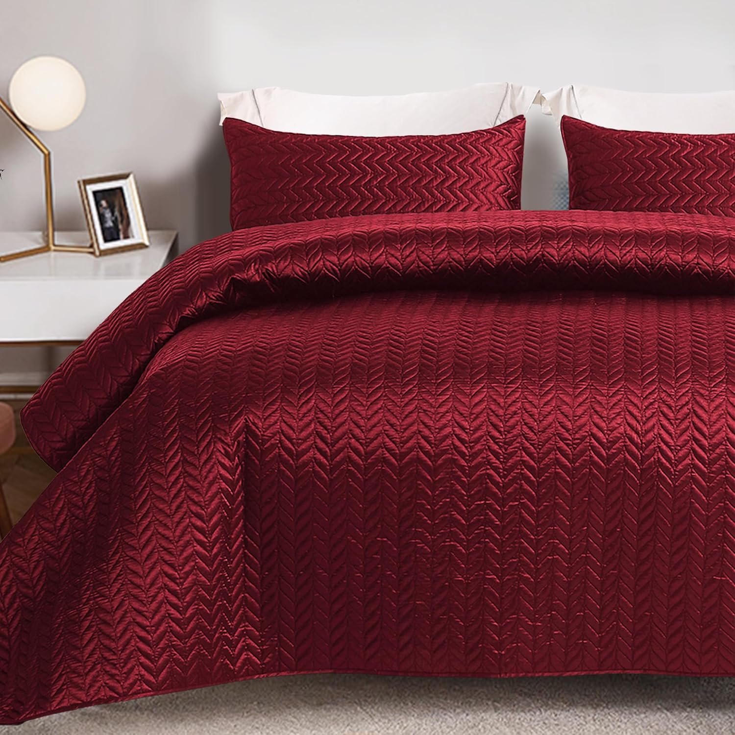Whale Flotilla Silky Soft Satin Quilt Set Queen Size Red