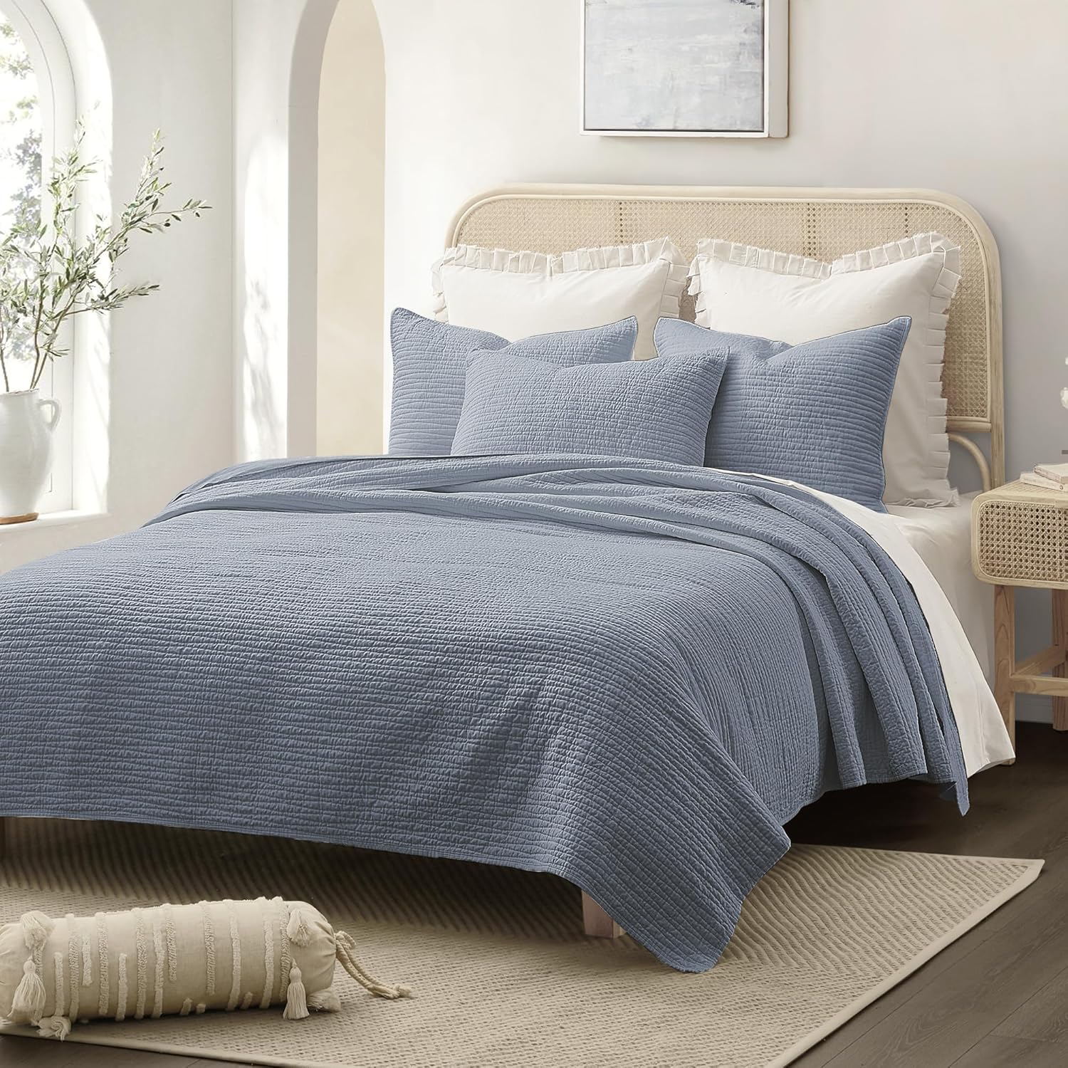Wonderful Natural Linen-Cotton Wave Stitched Queen Quilt