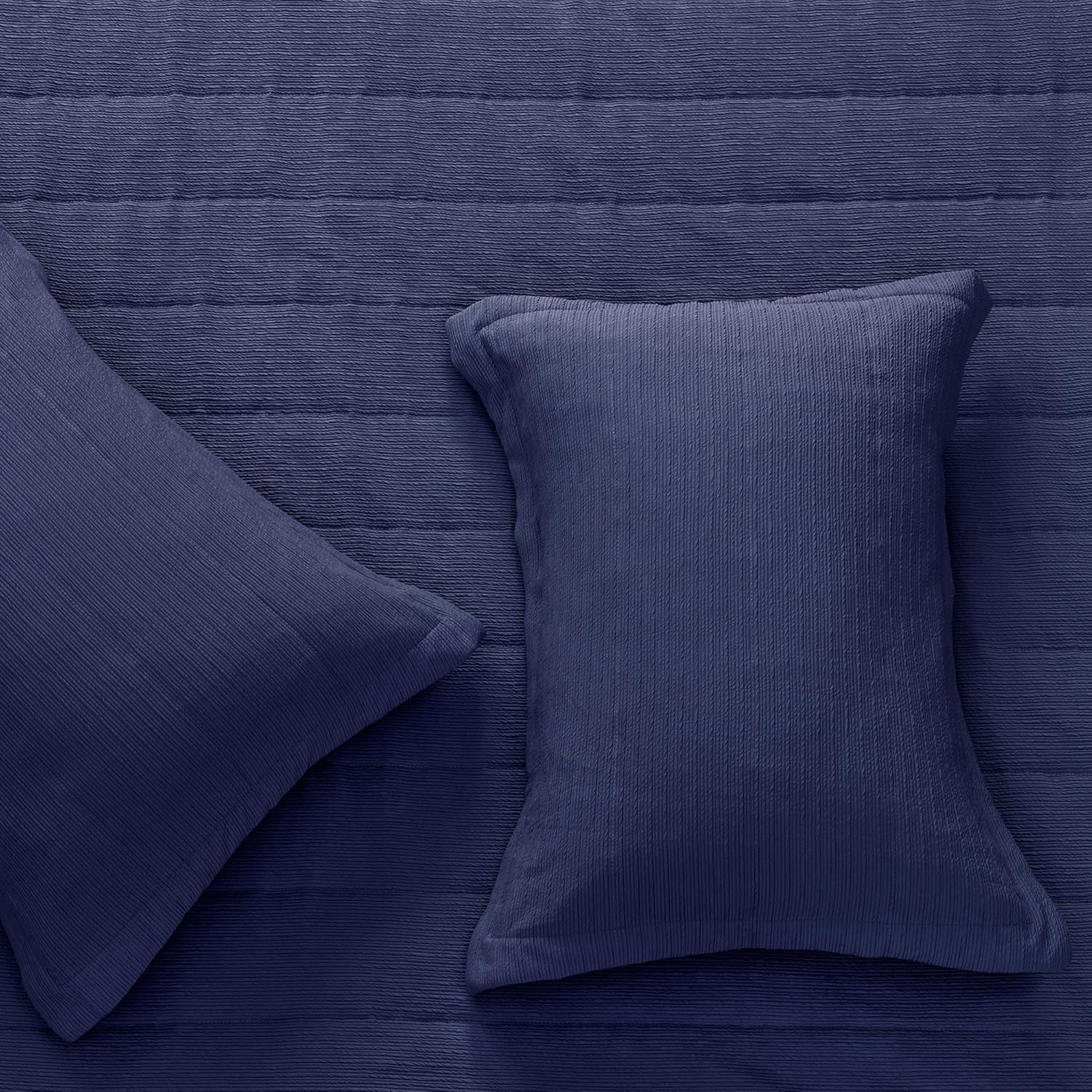 Great Bay Home Textured Spandex Quilt Set with Shams
