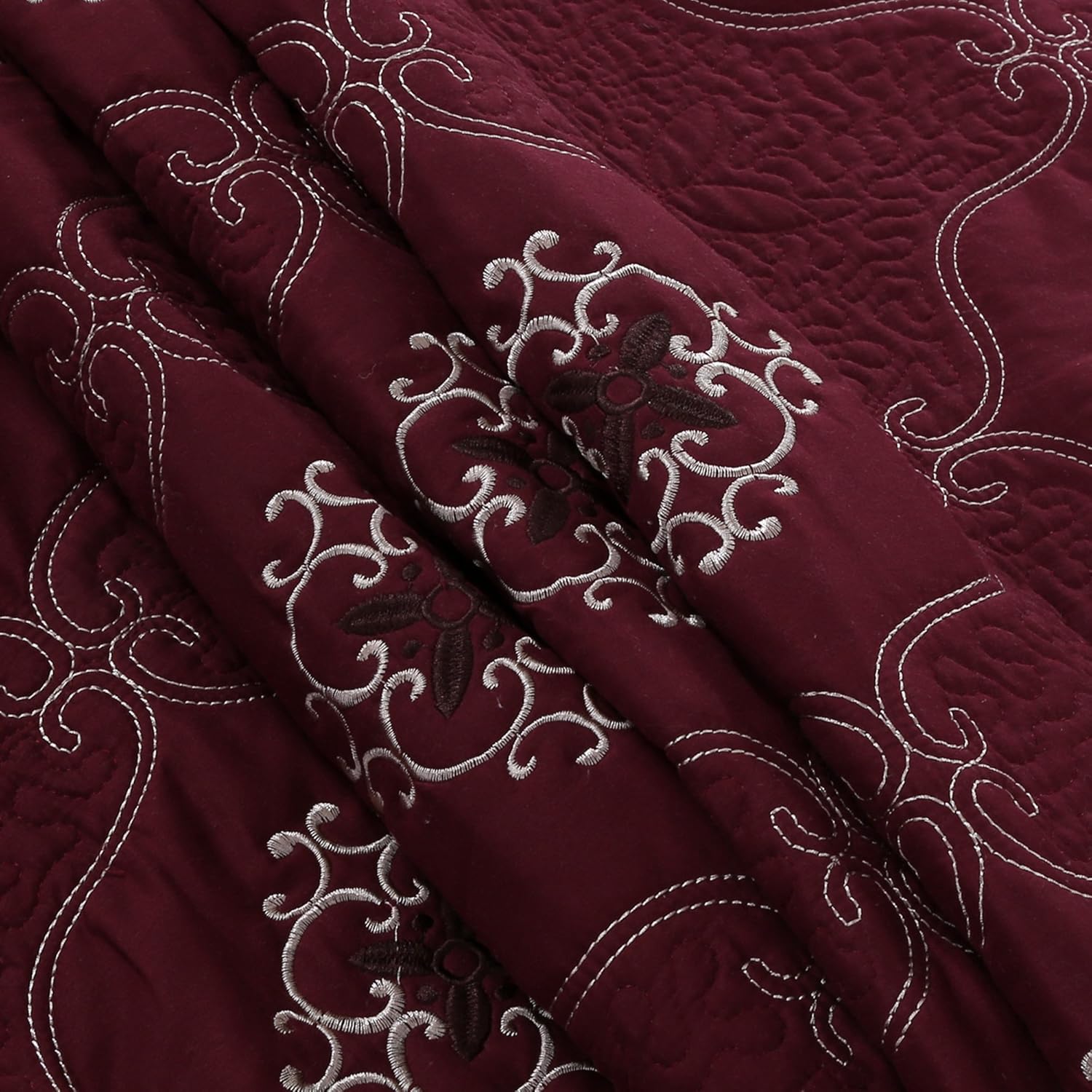 MarCielo 3-Piece Embroidery Quilt Set - Burgundy California King