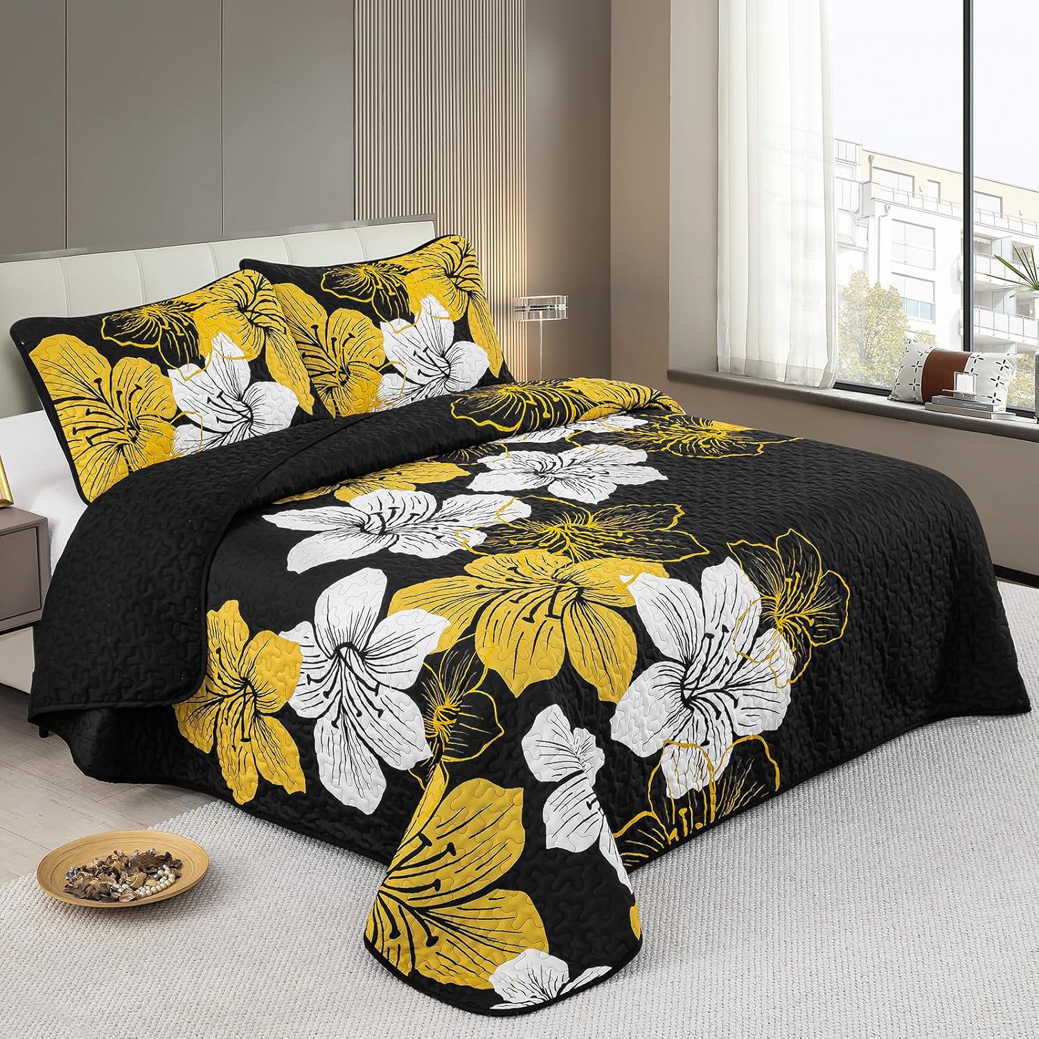 DJY 3 Piece Quilt Set Cal King Gold Floral