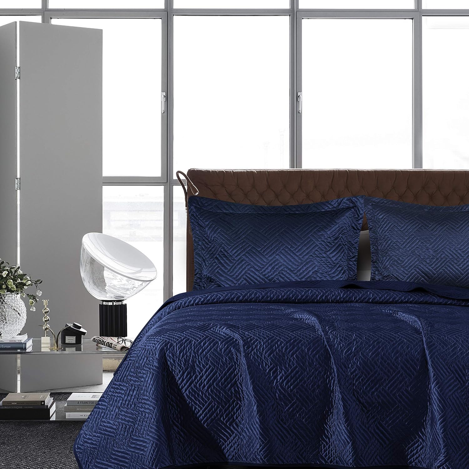 NTBAY Queen Silk Satin Quilt Set with Geometric Pattern