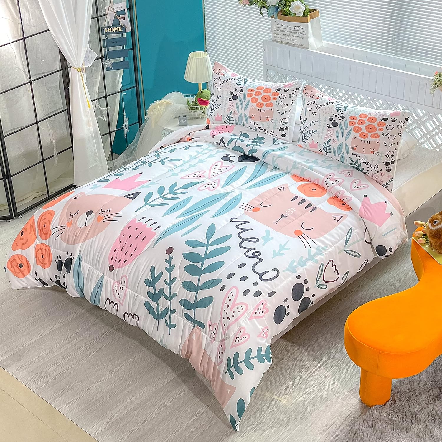 CVHOUSE Kawaii Comforter Set for Kids