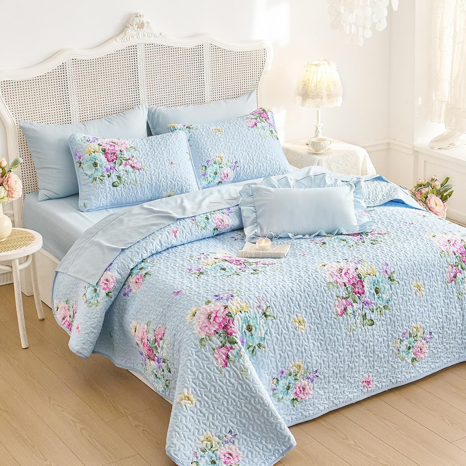 Wake In Cloud Shabby Chic Quilt Set Floral Pattern 3 Pieces QueenFull