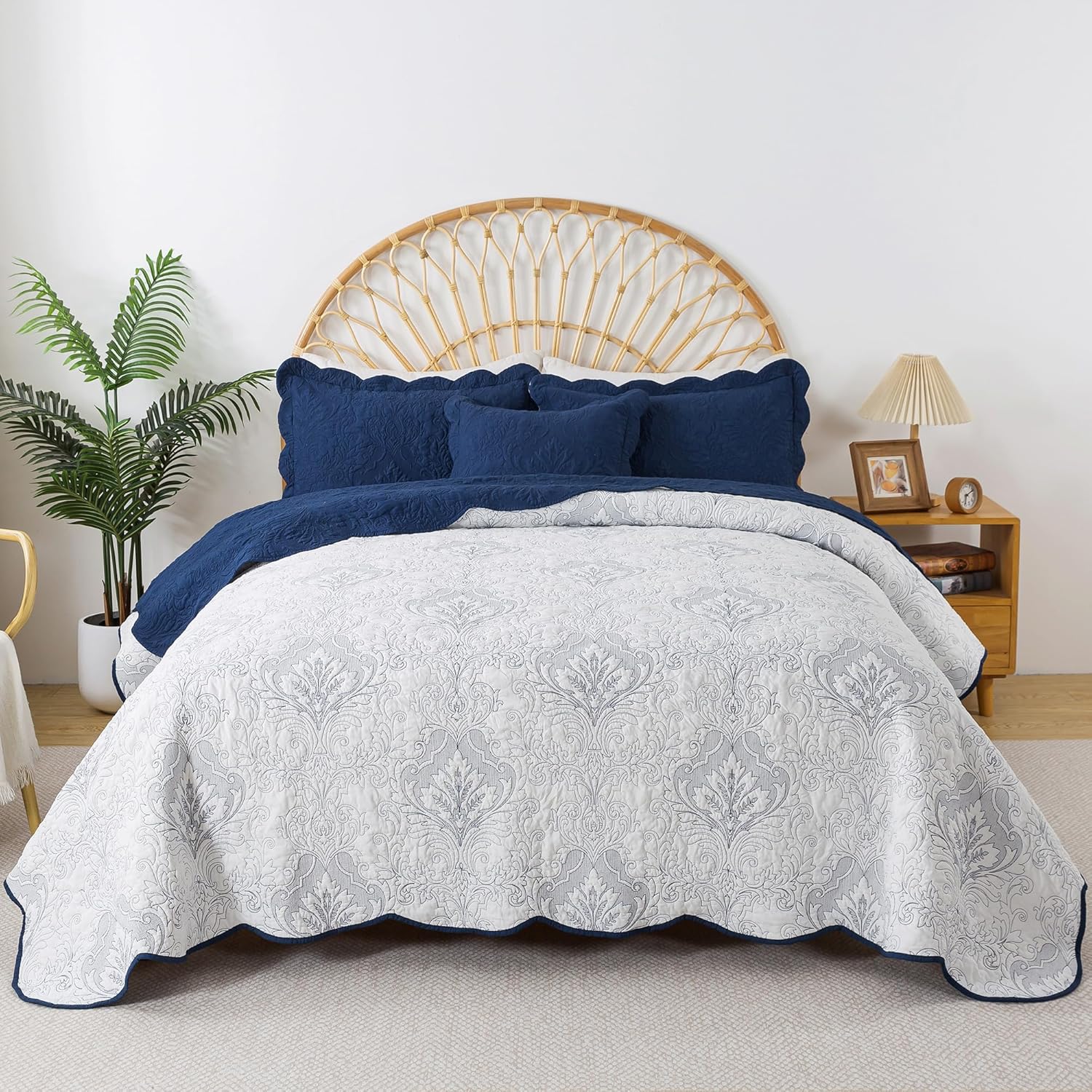 HoneiLife King Quilt Set - Navy Microfiber Bedding 3-Piece