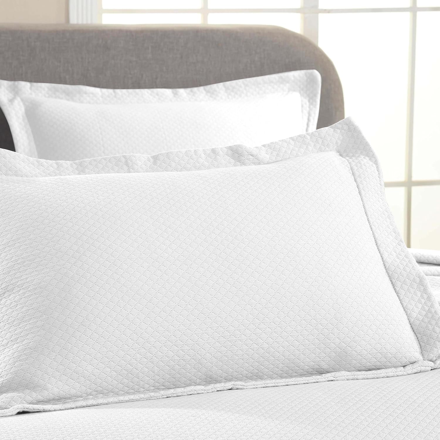 Superior Solitaire Cotton 2 Piece Bedspread Set Twin White