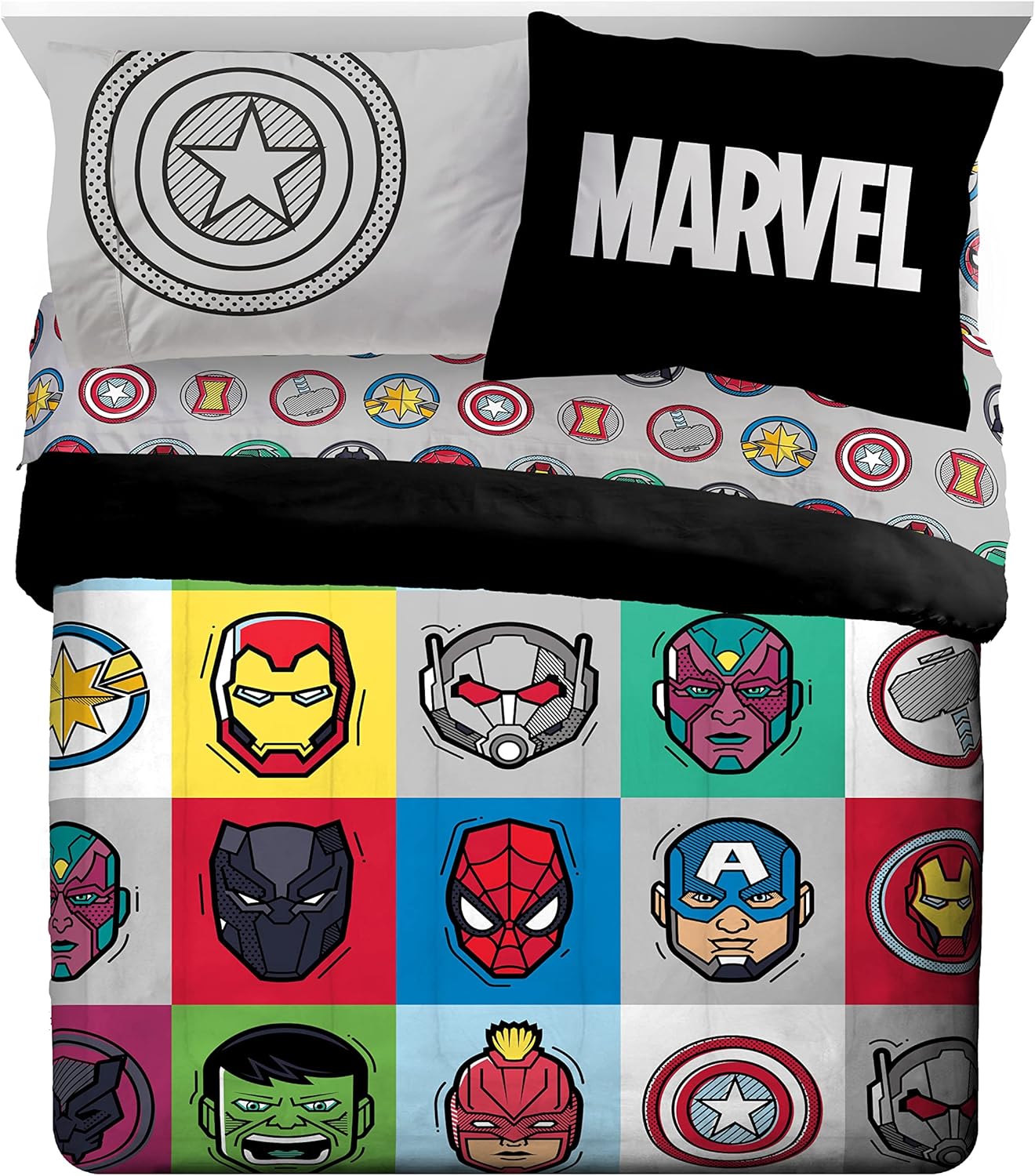 Jay Franco Marvel Avengers 7-Piece Queen Bed Set