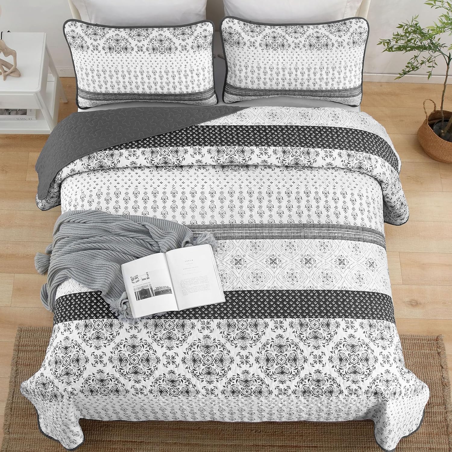 Dintszyayue Boho Quilt Set Queen Size Grey Striped