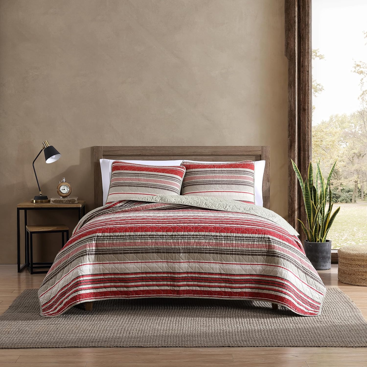 Eddie Bauer King Quilt Set - Reversible Cotton Bedding with Matching Shams