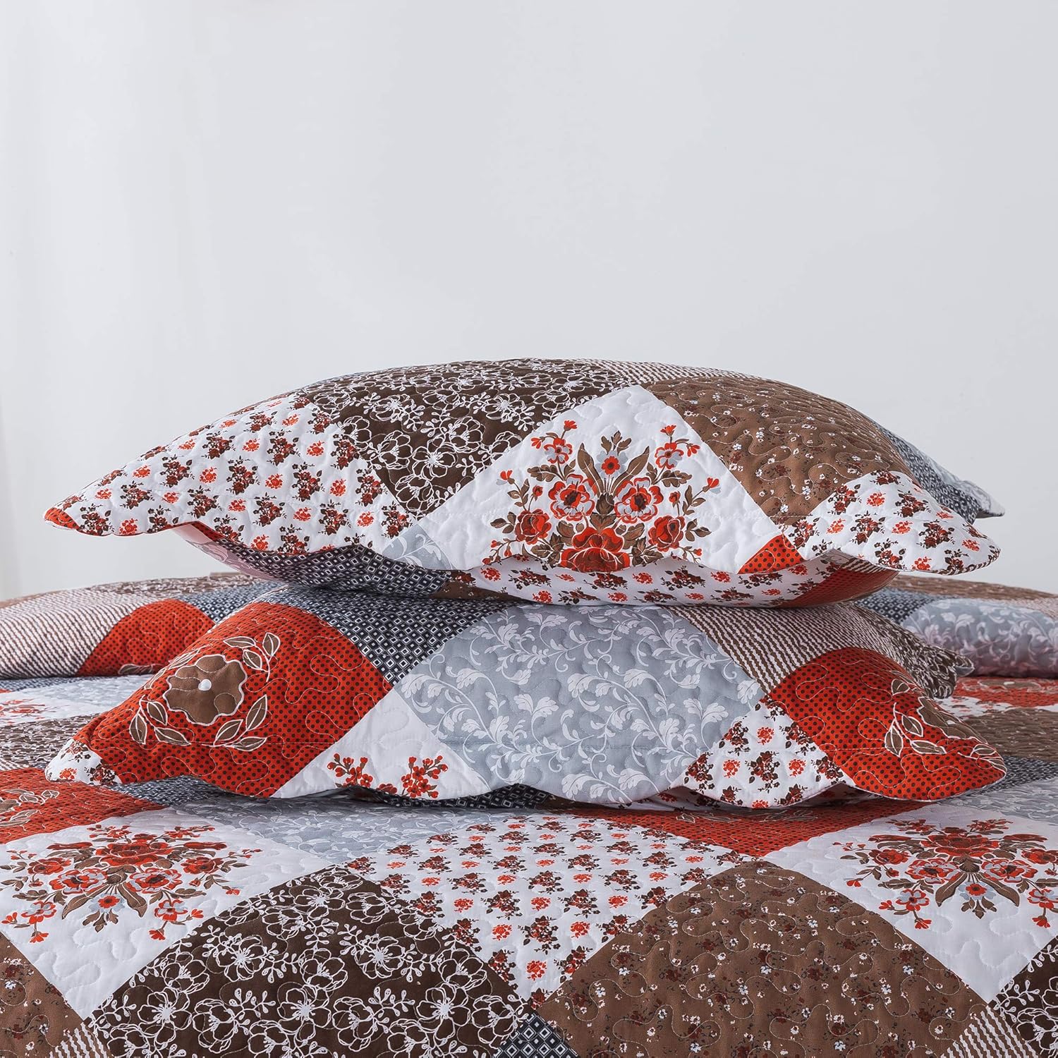 Travan Floral Printed Quilt Set King Size 3-Piece Reversible