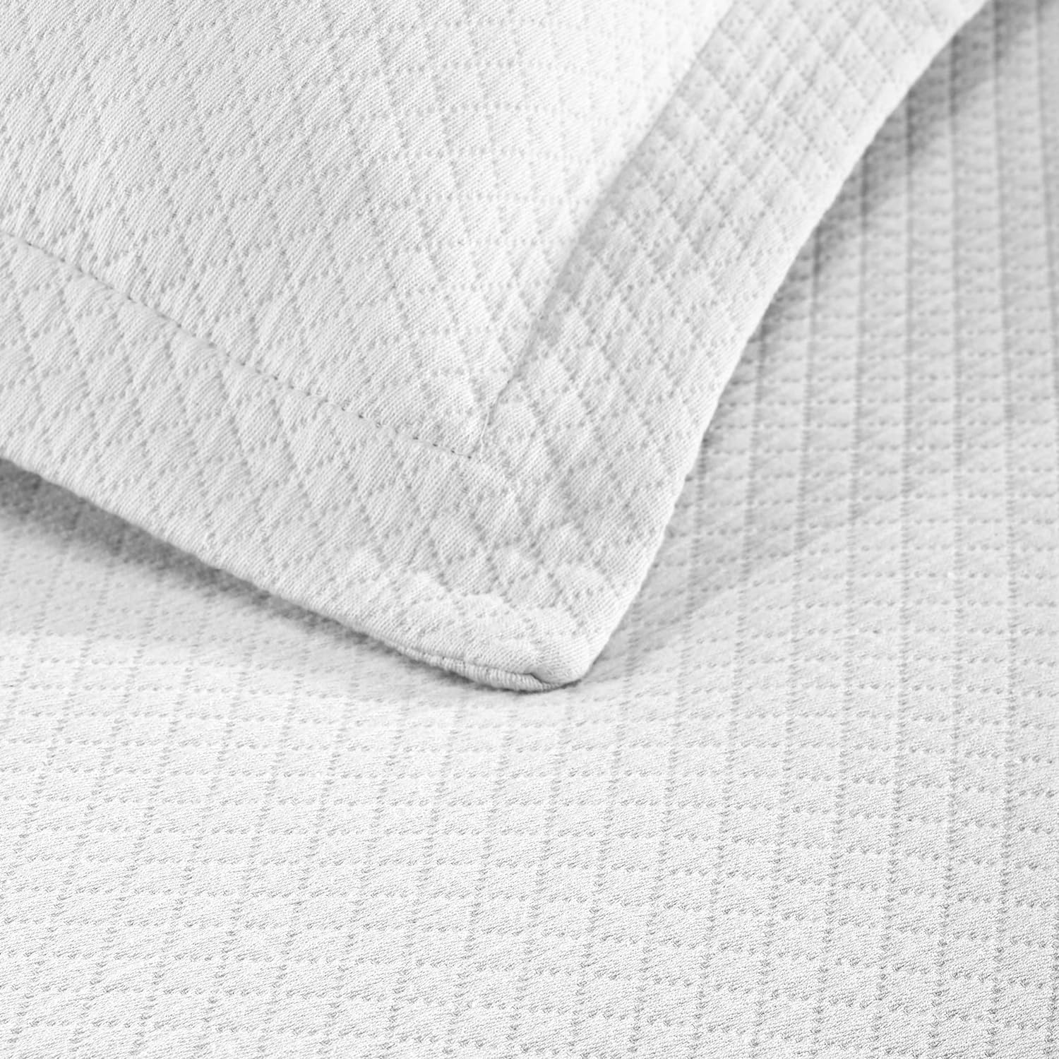 Superior Solitaire Cotton 2 Piece Bedspread Set Twin White
