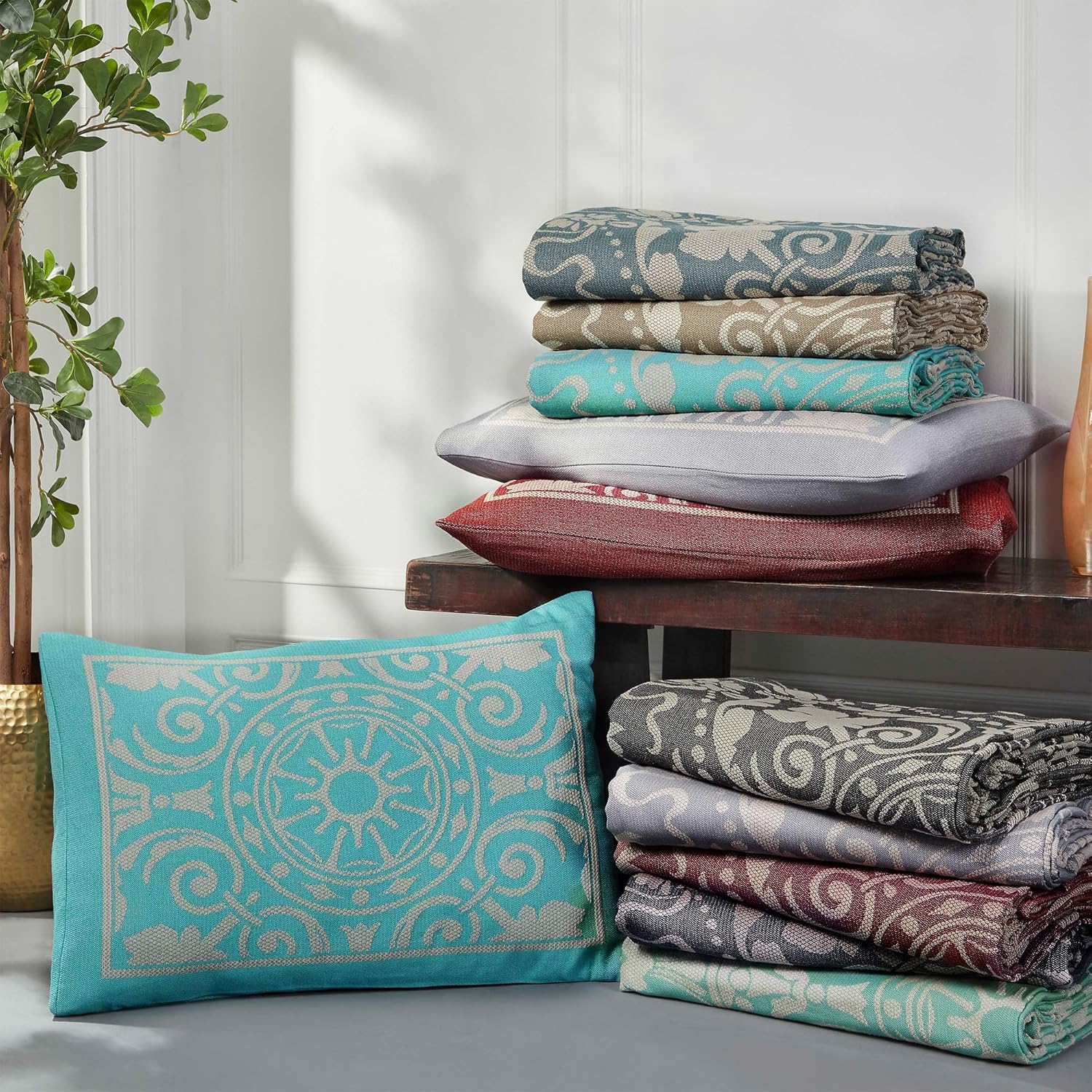 Superior Oversized Bohemian Bedspread Set
