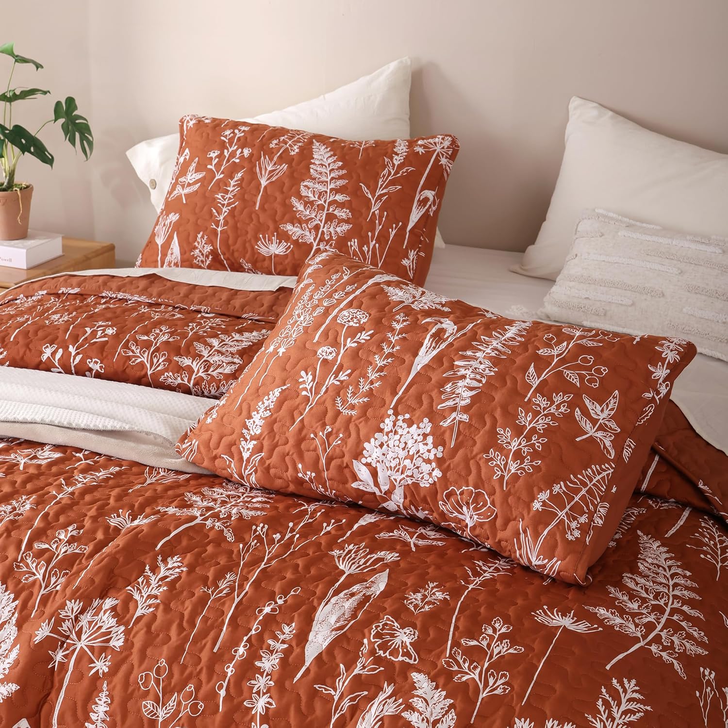 JANZAA Queen Size Floral Bed Spread with Botanical Pattern