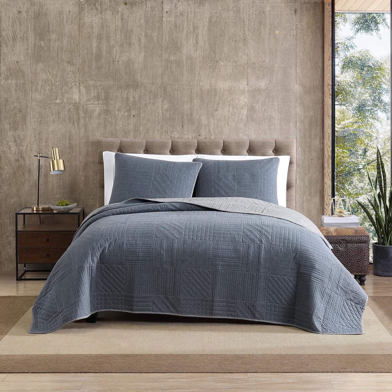Eddie Bauer Twin Quilt Set - Reversible with Matching Sham