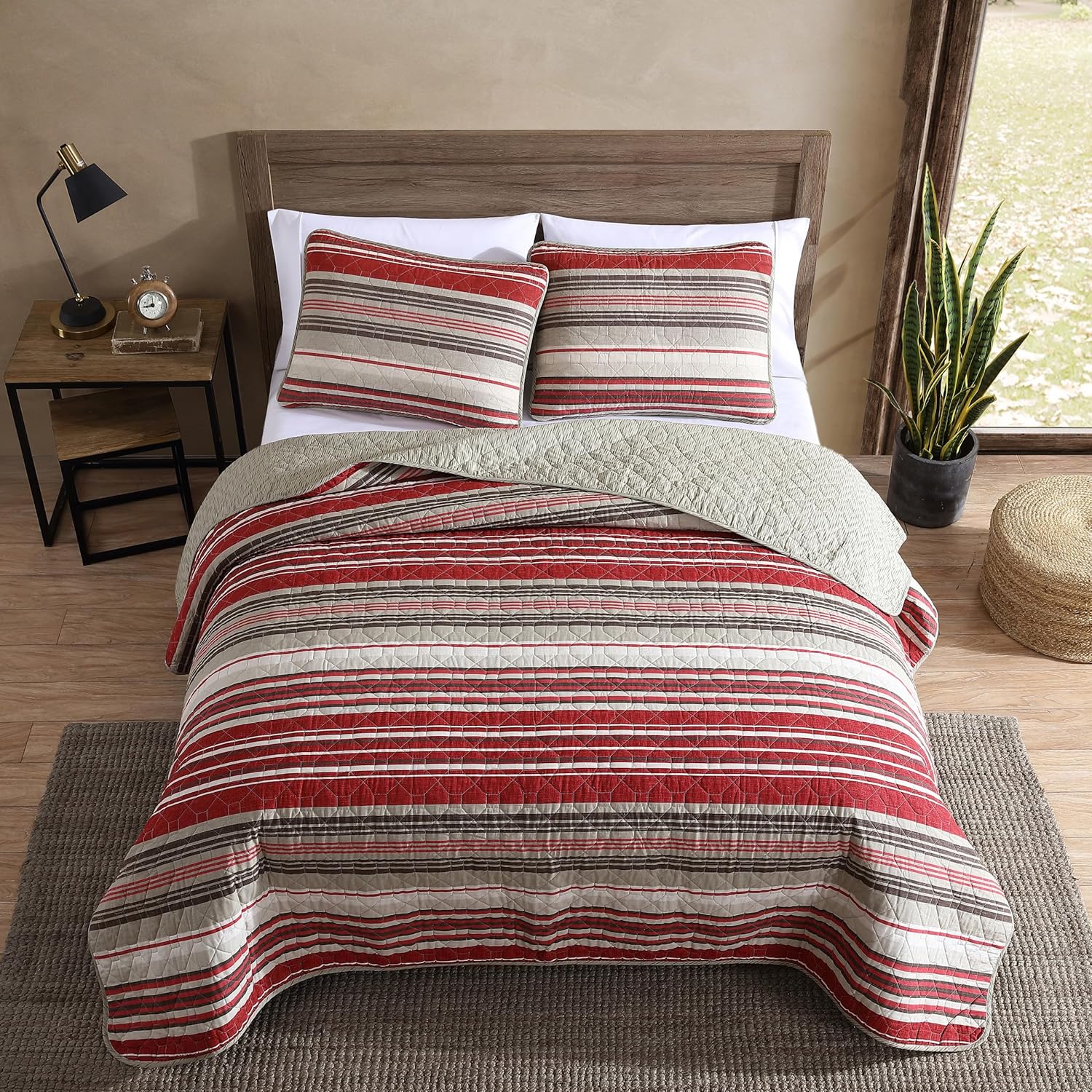 Eddie Bauer King Quilt Set - Reversible Cotton Bedding with Matching Shams